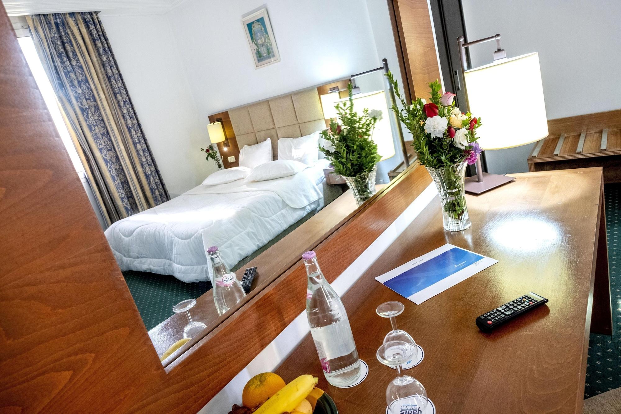 תוניס Hotel Ibn Khaldoun מראה חיצוני תמונה