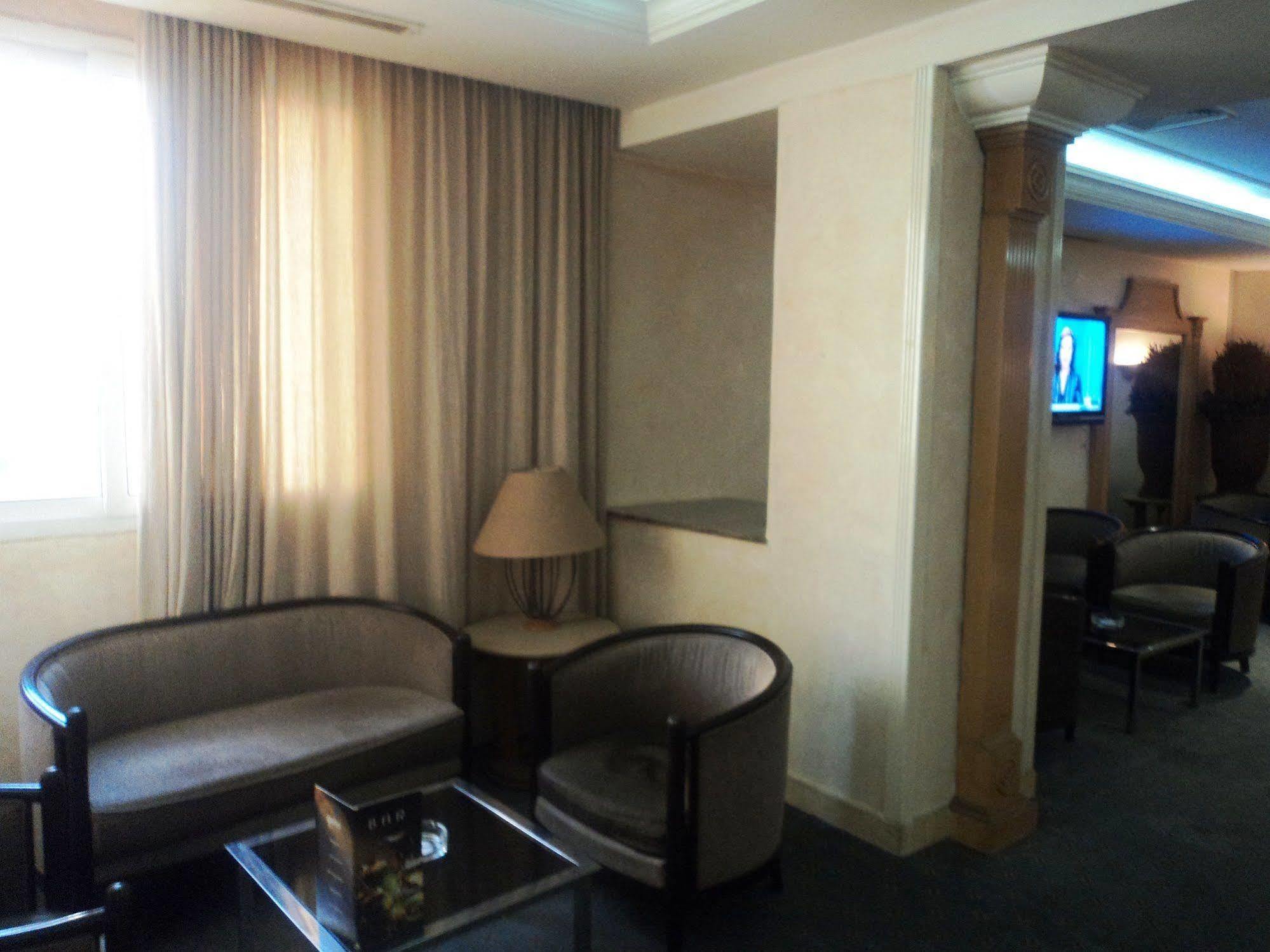 תוניס Hotel Ibn Khaldoun מראה חיצוני תמונה